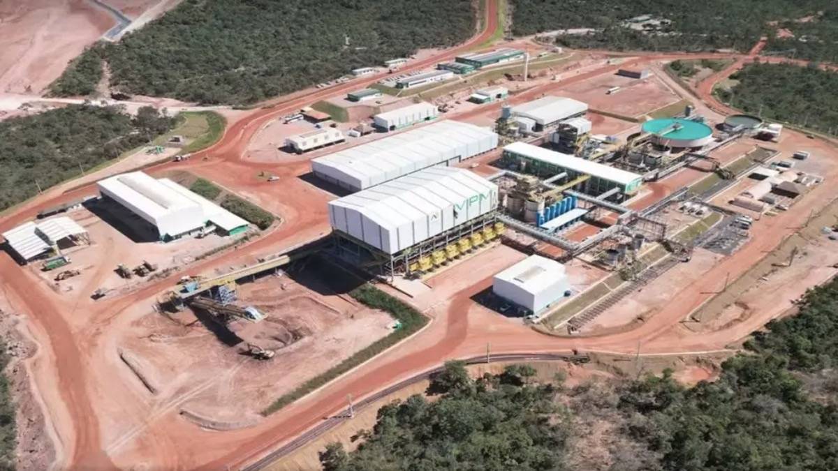 Área De Mineração De Serra Verde, Em Minaçu, Goiás