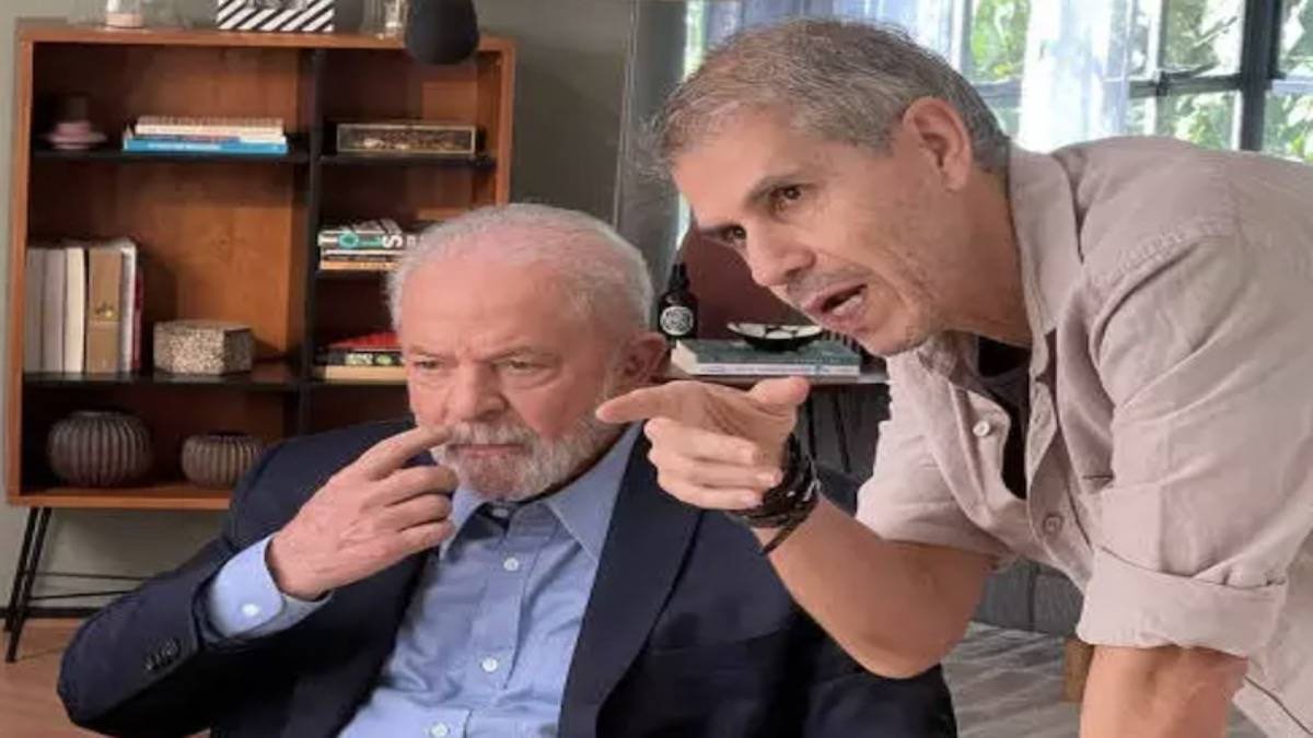 Sidônio Palmeira, Chefe Da Comunicação, Dando Instruções A Lula