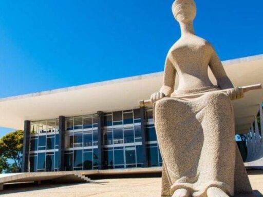 Cofres públicos gastam R$ 4,8 milhões anuais com pensões vitalícias de filhas e viúvas ligadas ao STF