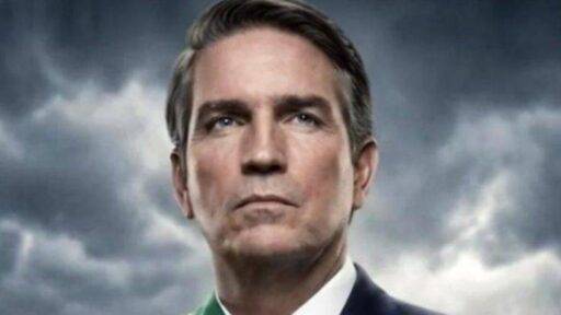 Cyrus Nowrasteh revela que filme Dark Horse sobre Bolsonaro retrata cerco institucional ao ex-presidente