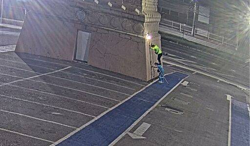 Estátuas da Havan são incendiadas em ataques simultâneos em quatro estados do Brasil