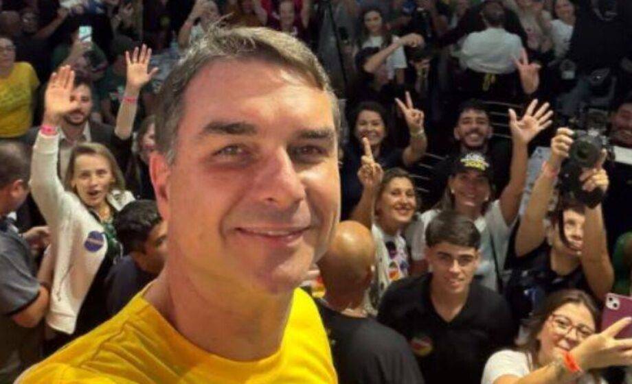 Flávio Bolsonaro faz novo apelo pela união da direita e pede fim de conflitos internos