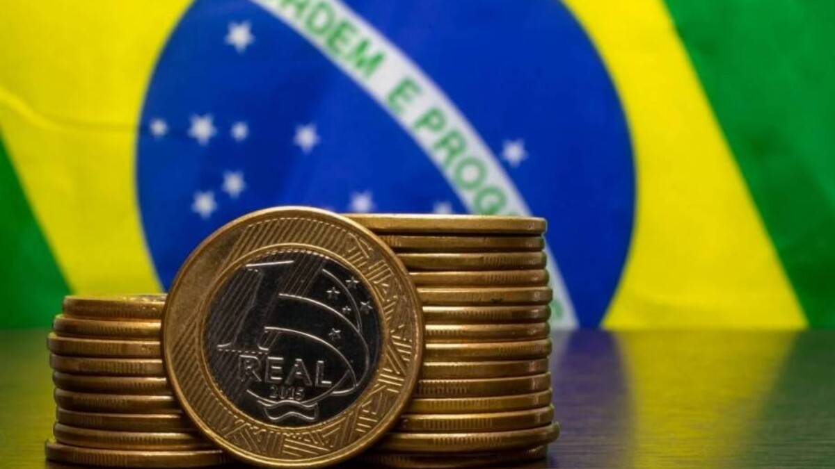 Governo Lula admite que dívida pública vai explodir: pico de 87,8% do PIB até 2029