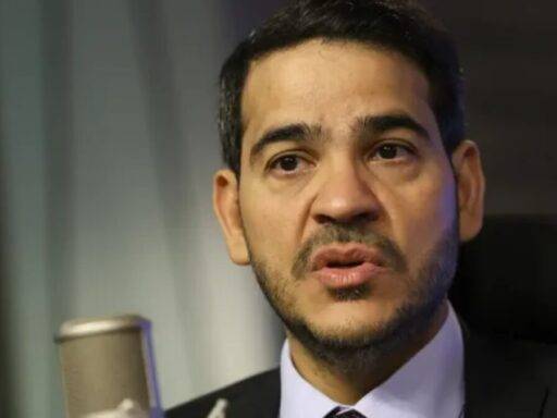 Jorge Messias e AGU notificam usuários do X por críticas ao PL da Misoginia após pedido de Erika Hilton