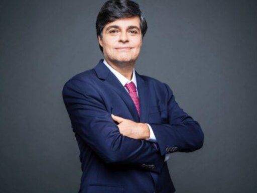 Leonardo Sica cobra investigação sobre contrato de Viviane Barci com Banco Master