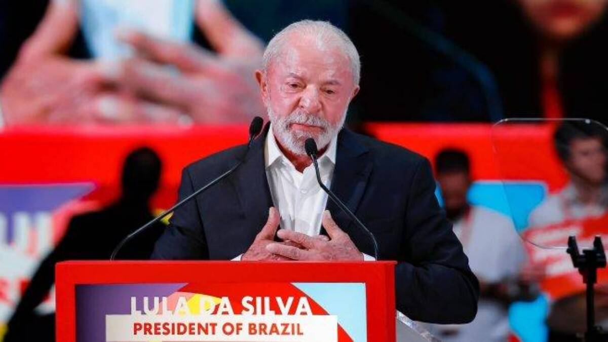 Lula critica embargo americano contra Cuba durante visita à Barcelona