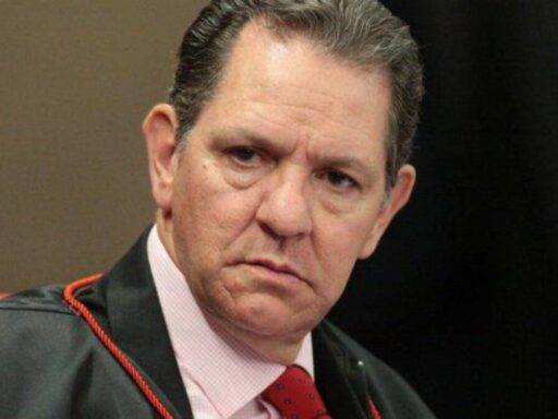 Ministro do STJ denuncia pressão em julgamentos: 'Todo mundo vendendo voto'
