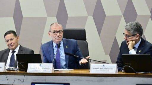 Oposição denuncia manobra do governo Lula para barrar relatório da CPI que pede impeachment de ministros do STF