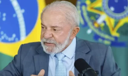 PL recorre ao TSE para barrar Lula de citar fim da escala 6x1 no Dia do Trabalho