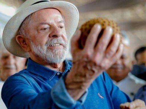 Presidente Lula critica agentes da PF cedidos a outros órgãos e ordena retorno à corporação