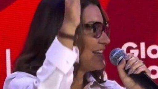 Primeira-dama Janja defende controle das redes sociais alegando morte de mulheres