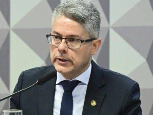 Relatório da CPI do Crime Organizado revela suspeitas de exploração sexual em eventos de Daniel Vorcaro