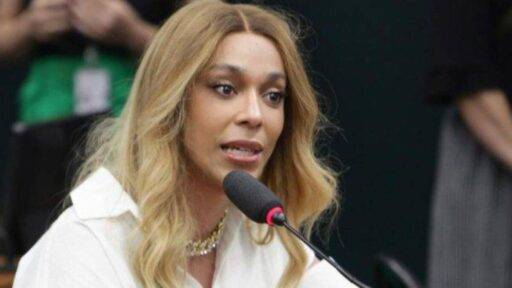 Socorro Neri ameaça usar Lei Maria da Penha contra Erika Hilton na Câmara