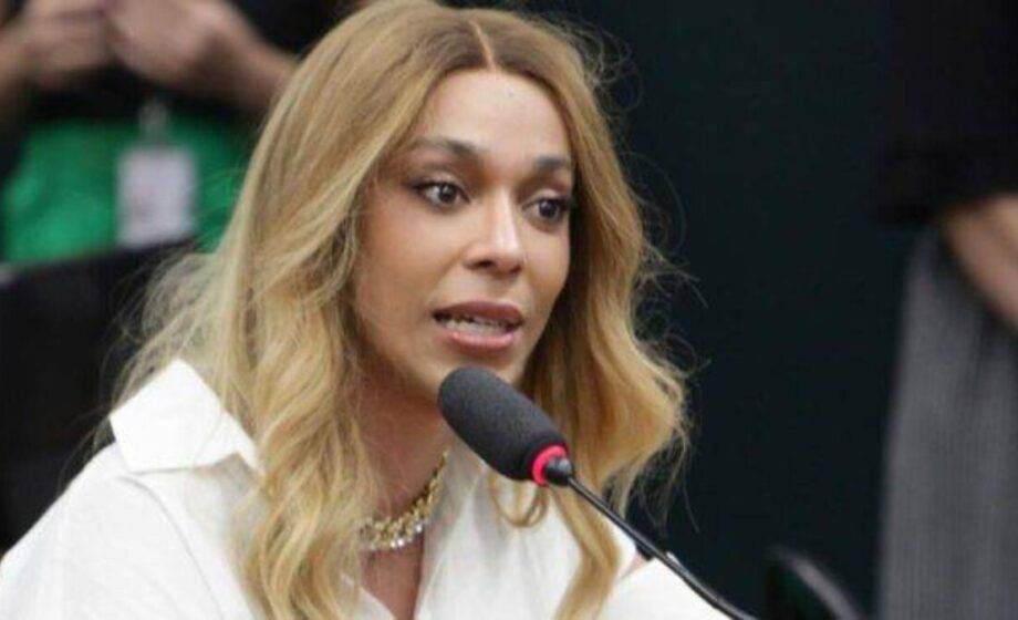 Socorro Neri ameaça usar Lei Maria da Penha contra Erika Hilton na Câmara