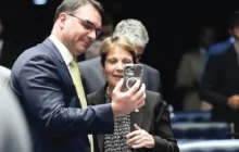 Chantagem política e policial: como investigações neutralizaram o PP na corrida presidencial de Flávio Bolsonaro