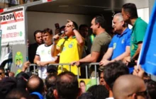 Flávio Bolsonaro denuncia que Centrão sofreu ameaças de autoridades para não apoiar sua candidatura