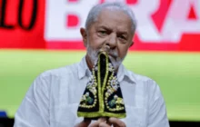 Janja explora fake news sobre Nossa Senhora Aparecida para promover imagem de Lula