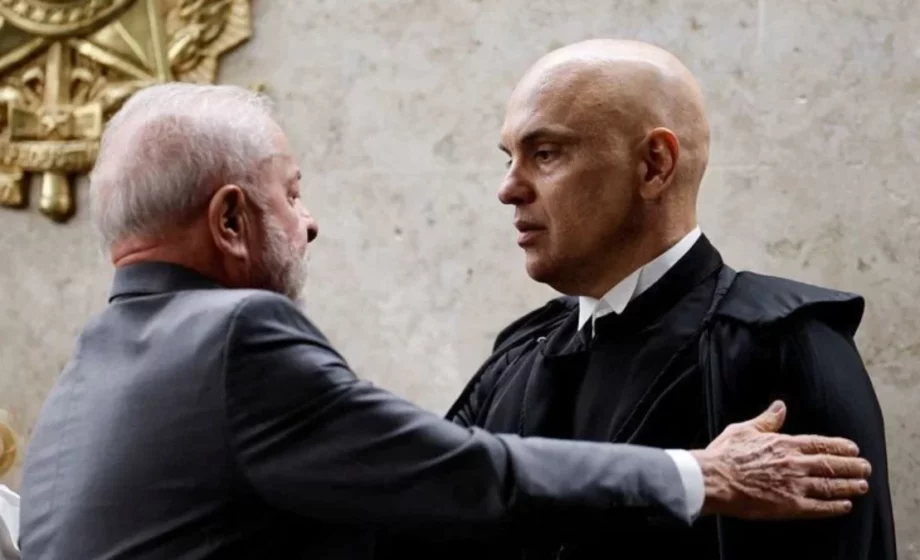 Lula afirma que Alexandre de Moraes prestou 'grandes serviços à democracia brasileira'