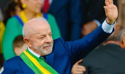 Lula ignora pesquisas e garante vitória em 2026, mas realidade econômica desafia discurso otimista